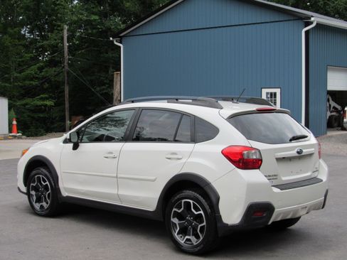 Used 2015 Subaru XV Crosstrek 2.0i Premium AWD/4WD image 5