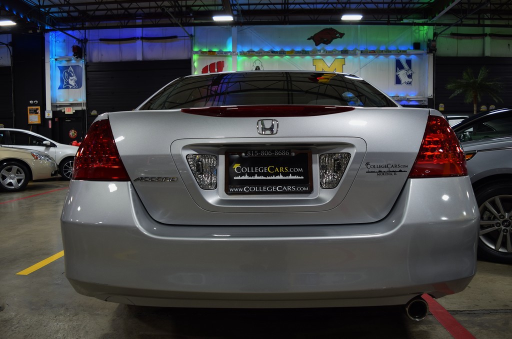 Used 2007 Honda Accord EX image 9