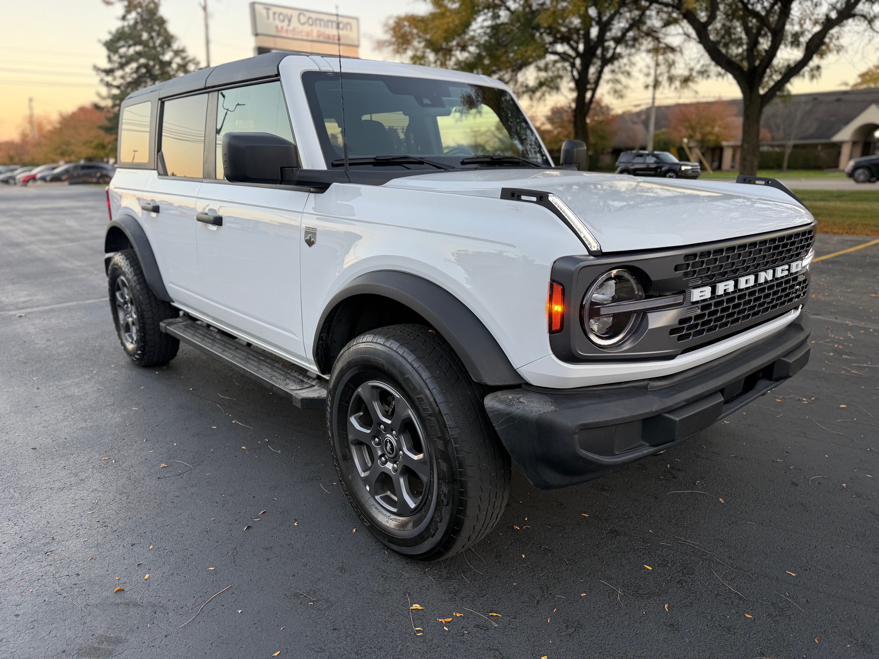 Used 2025 Ford Bronco 4-Door Big Bend AWD/4WD image 1