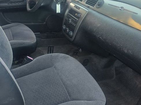 Used 2014 Chevrolet Impala Limited LS FWD image 21