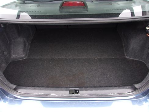 Used 2011 Subaru Impreza 2.5i image 7