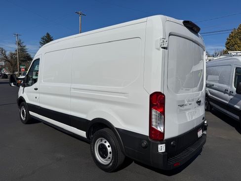 Used 2019 Ford Transit 250 image 2
