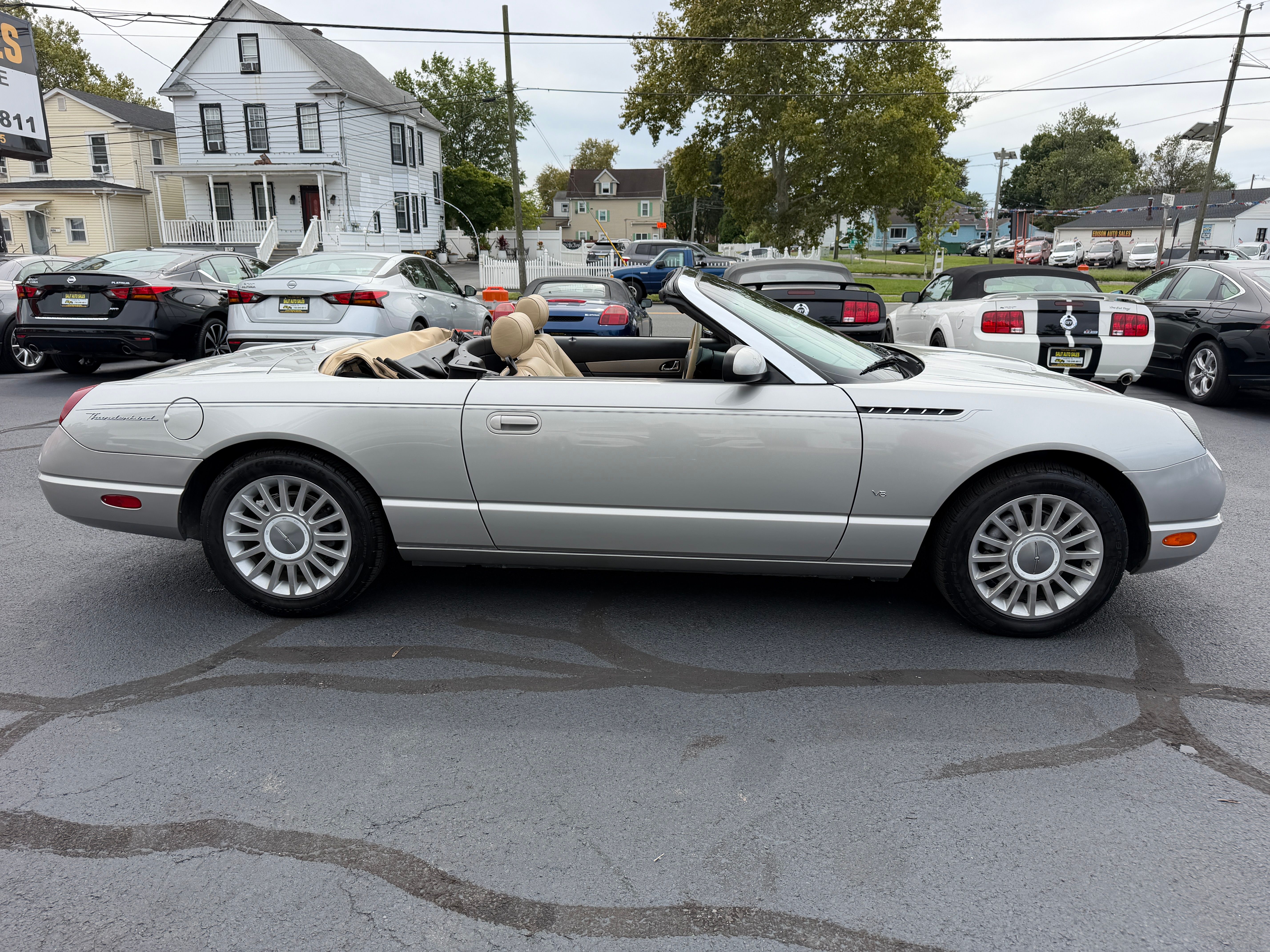 Used 2004 Ford Thunderbird UNAVAIL RWD image 28