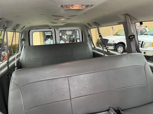 Used 2007 Ford E-350 and Econoline 350 XL image 13