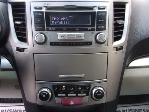 Used 2013 Subaru Outback 2.5i Premium image 10