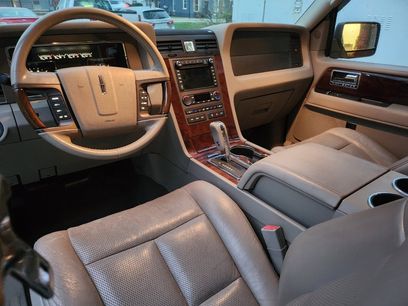 Used 2011 Lincoln Navigator