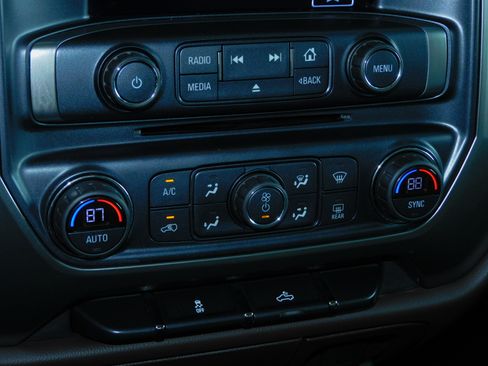 Used 2018 Chevrolet Silverado 1500 LT image 5