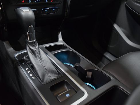 Used 2017 Ford Escape Titanium image 24