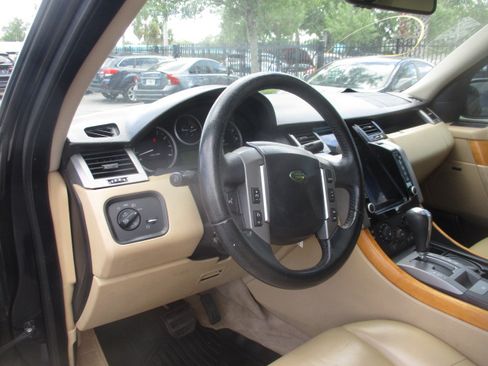 Used 2008 Land Rover Range Rover Sport HSE image 11