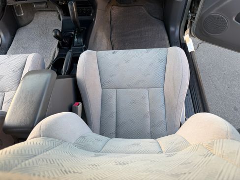 Used 2002 Toyota 4Runner SR5 image 26