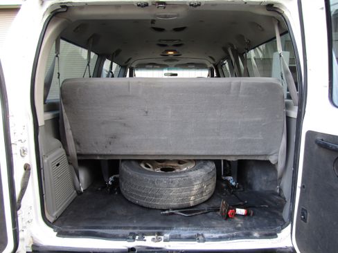 Used 2007 Ford E-350 and Econoline 350 XL image 10