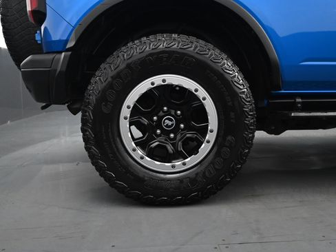 Used 2021 Ford Bronco Badlands image 19