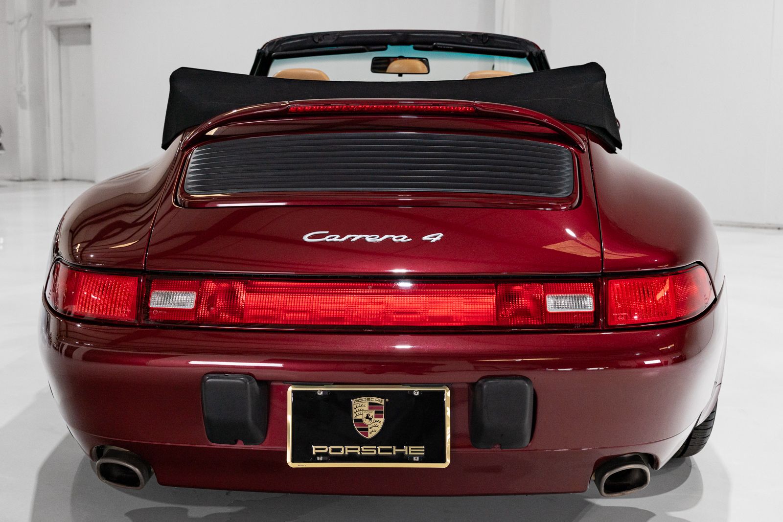 Used 1997 Porsche 911 Carrera 4 Cabriolet AWD/4WD image 9