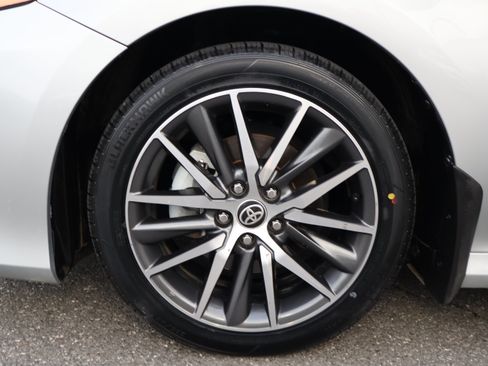 Used 2023 Toyota Camry XLE image 39