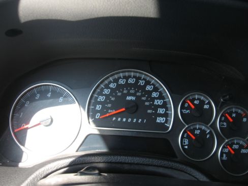 Used 2008 GMC Envoy 4WD image 10