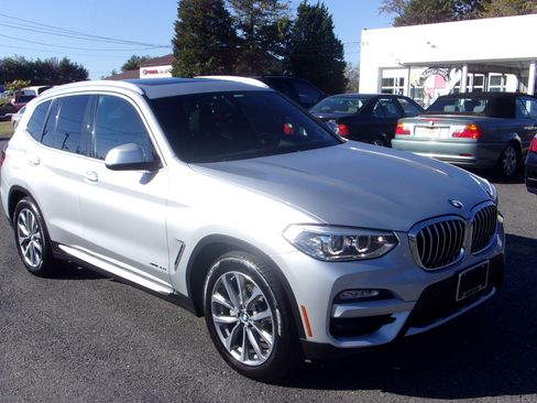 Used 2018 BMW X3 xDrive30i image 1
