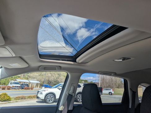 Used 2015 Honda CR-V EX image 6