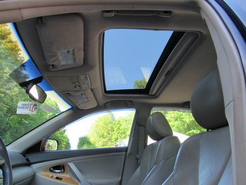 Used 2007 Toyota Camry V6 FWD image 22