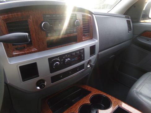 Used 2007 Dodge Ram 1500 Truck Laramie image 11