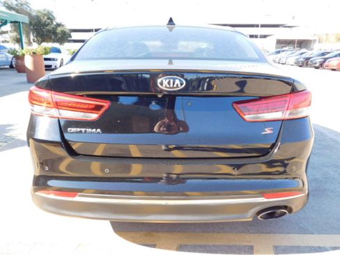 Used 2018 Kia Optima S image 7