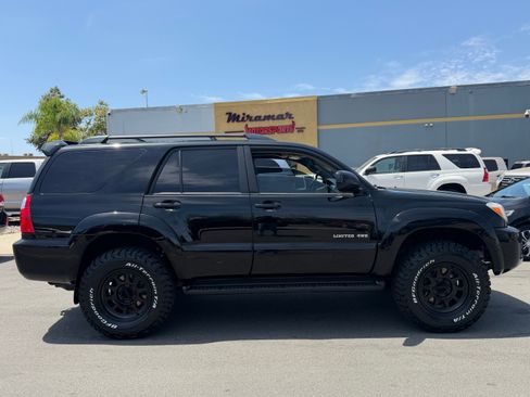 Used 2006 Toyota 4Runner 4WD Limited V8 image 6