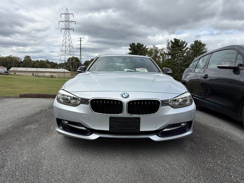 Used 2015 BMW 328i image 6