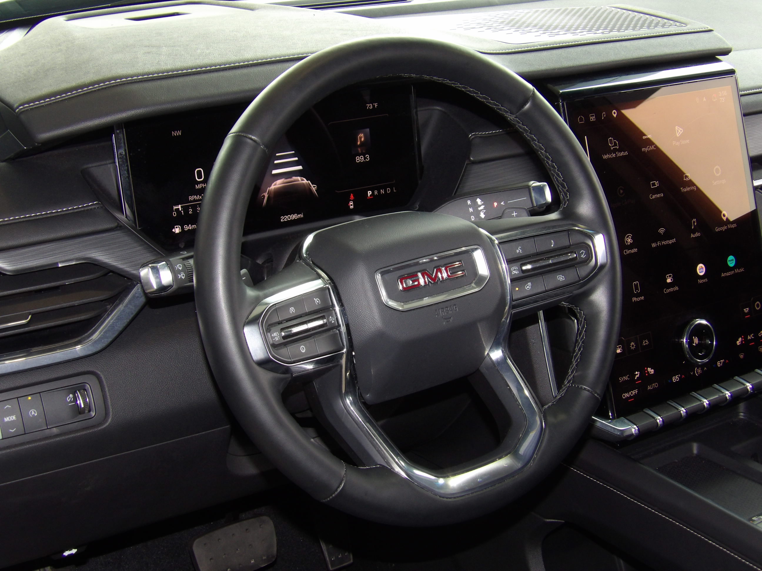 Used 2026 GMC Acadia FWD Elevation image 26