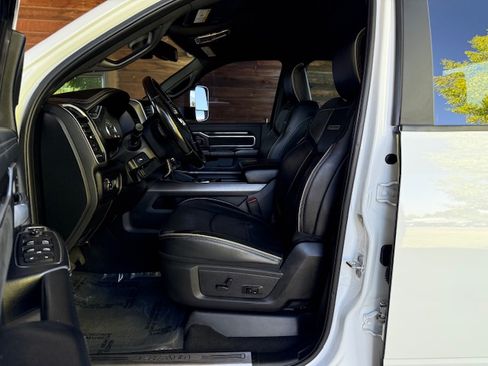 Used 2020 RAM 3500 Laramie image 11