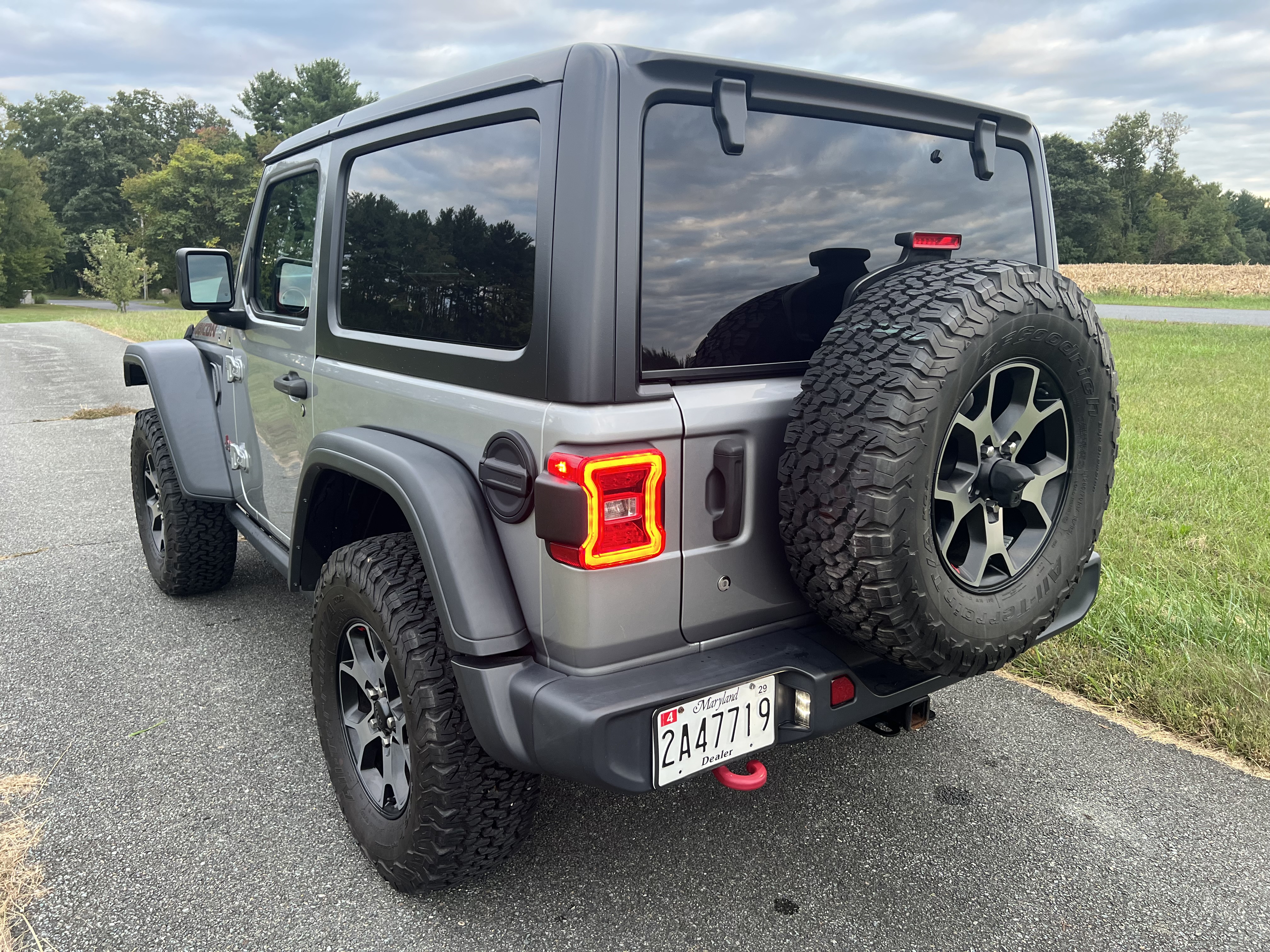 Used 2019 Jeep Wrangler 4WD Rubicon image 4