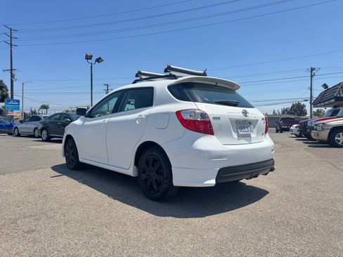 Used 2010 Toyota Matrix S AWD image 5