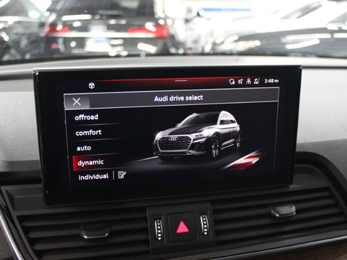 Used 2022 Audi Q5 2.0T Premium Plus image 26