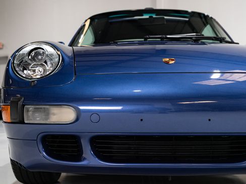 Used 1998 Porsche 911 Carrera S image 36