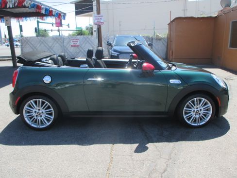 Used 2017 MINI Cooper S Convertible FWD image 2