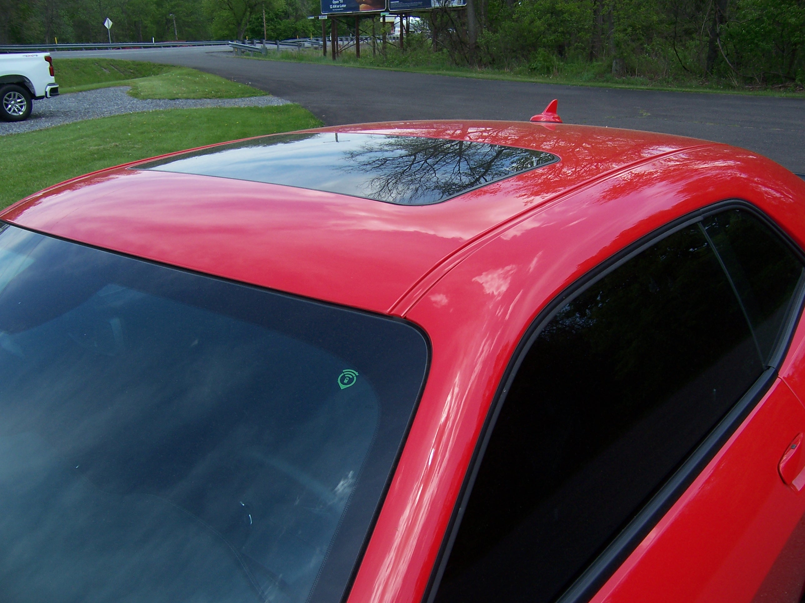 Used 2023 Dodge Challenger R/T RWD image 9