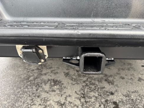 Used 2021 Chevrolet Express 2500 image 20