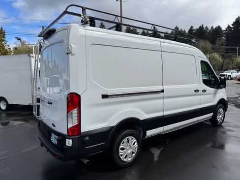 Used 2021 Ford Transit 250 image 6
