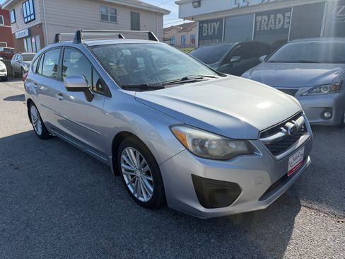 Used 2012 Subaru Impreza 2.0i Premium AWD/4WD image 6