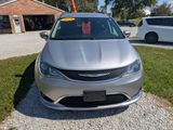 Used 2018 Chrysler Pacifica Touring-L Plus image 3