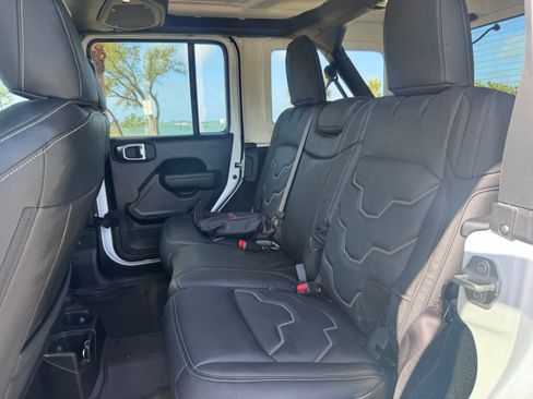 Used 2024 Jeep Wrangler 4WD Unlimited Sport image 52