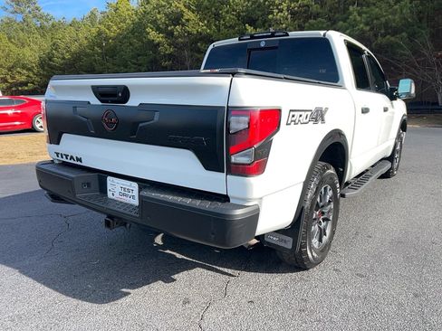 Used 2023 Nissan Titan PRO-4X image 5