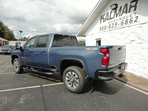 New 2025 Chevrolet Silverado 2500 Custom image 9