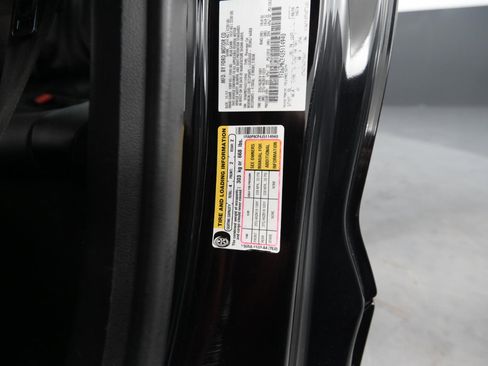 Used 2018 Ford Mustang GT Premium image 25