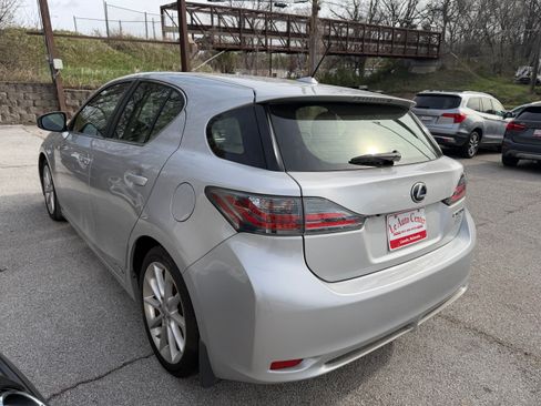 Used 2012 Lexus CT 200h FWD image 7