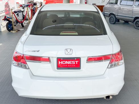 Used 2012 Honda Accord LX Sedan image 5
