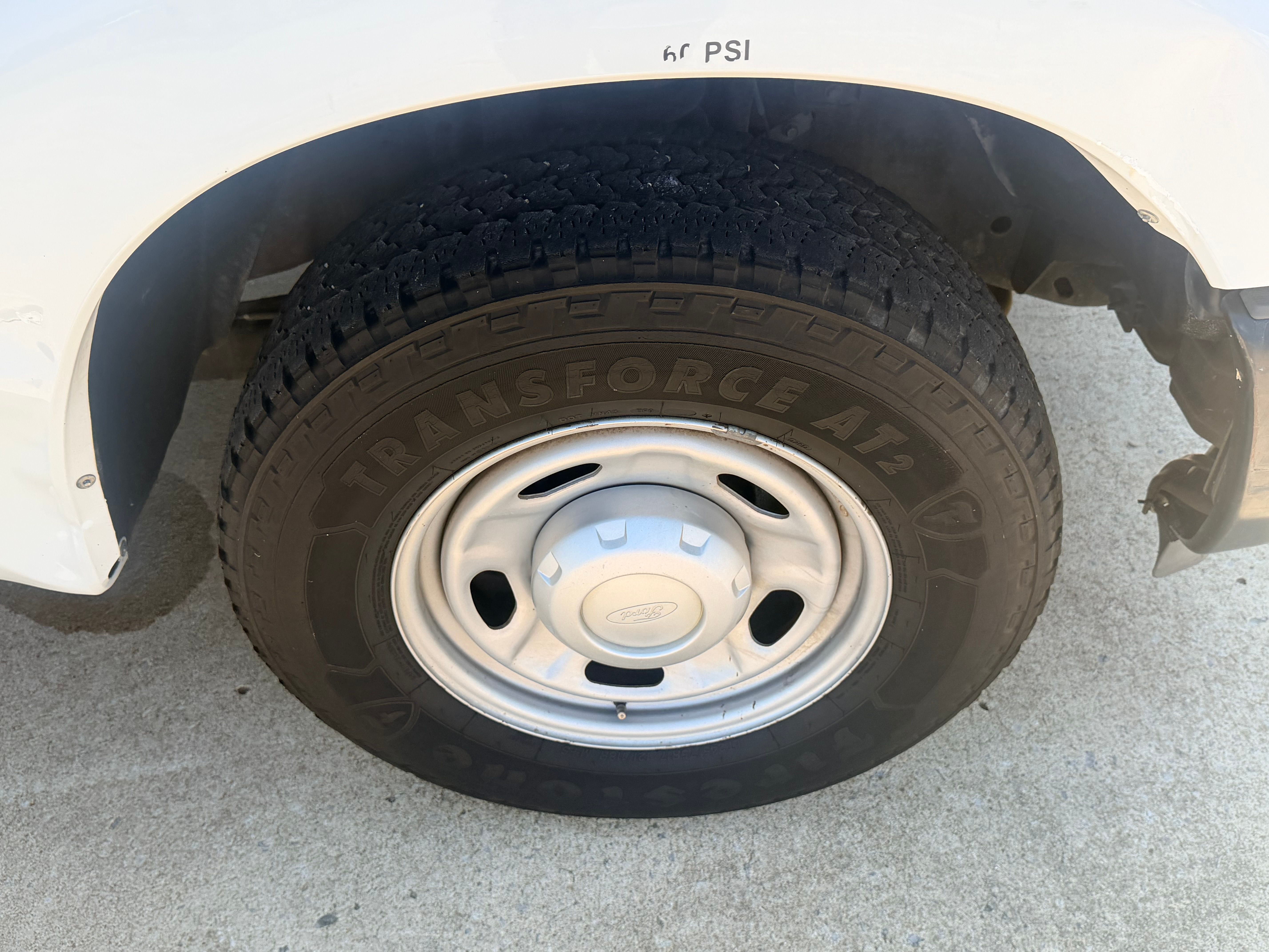 Used 2013 Ford F350 2WD Regular Cab Super Duty image 32