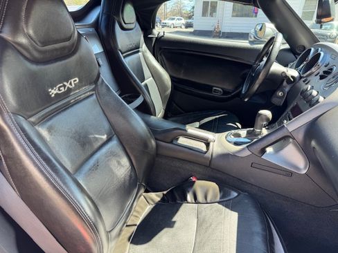 Used 2008 Pontiac Solstice GXP image 15