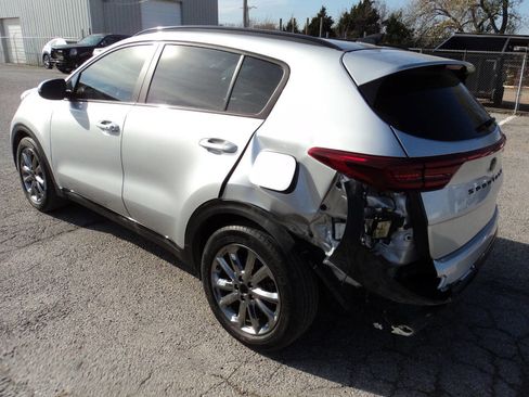 Used 2022 Kia Sportage Nightfall Edition image 7