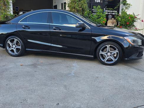 Used 2014 Mercedes-Benz CLA 250 image 5