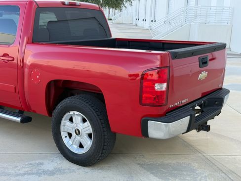 Used 2007 Chevrolet Silverado 1500 LTZ image 32