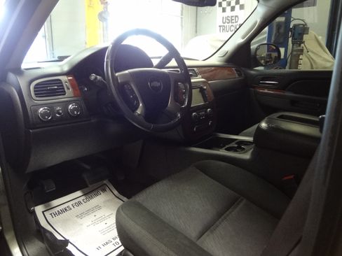 Used 2012 Chevrolet Tahoe LS image 14